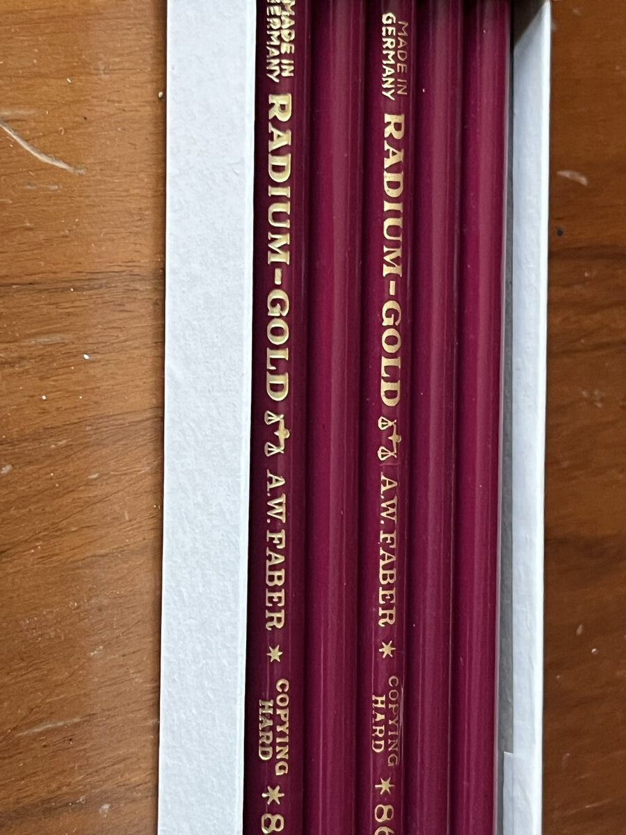 Μολύβια Faber. Καινούργια. Αλλά Παλιά.